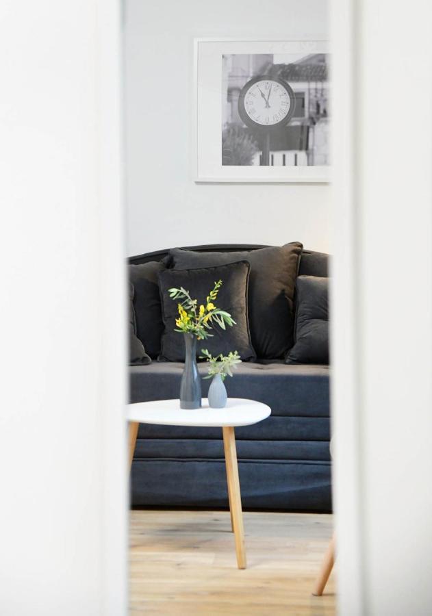 Apartment D & Studio L Dobrinj Eksteriør billede